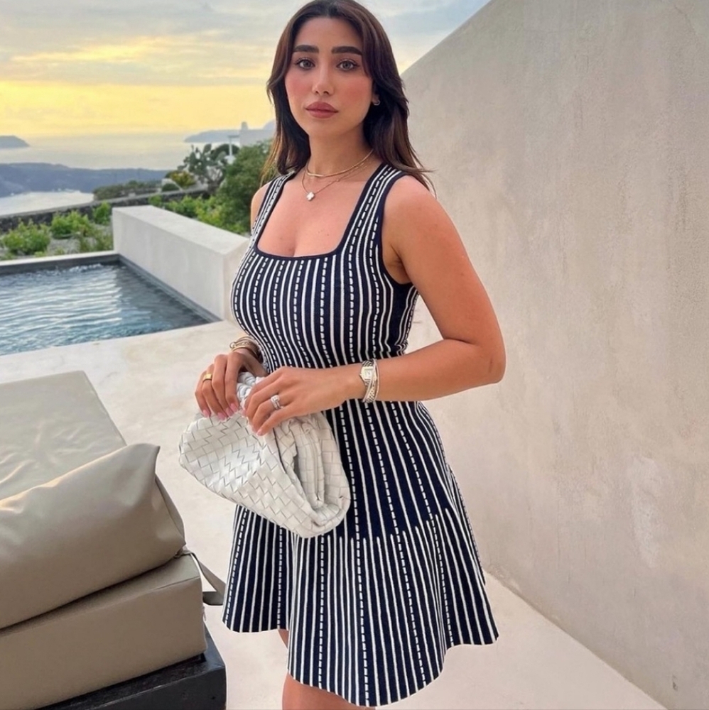 NWT Zara Navy & White Striped Fit & Flare Skater Mini Dress - Small - Picture 4 of 13